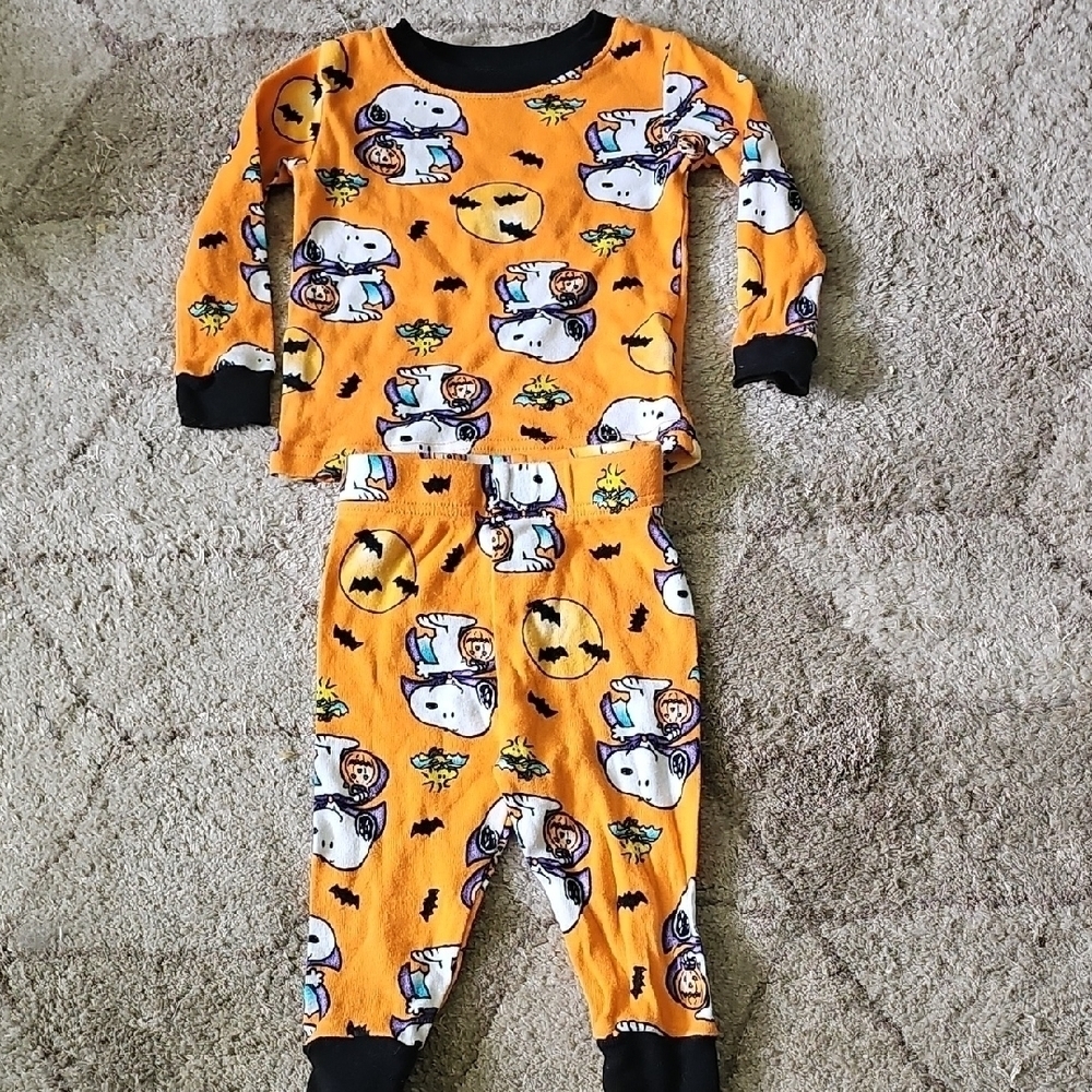 Nwot Peanuts Snoopy Kids One Piece Pajama - Orange and Black